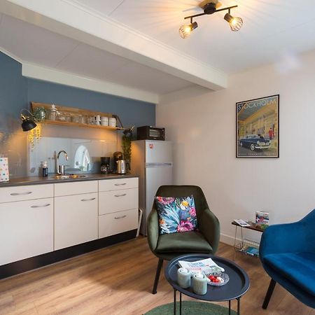 D' Ald Skoalle - Sfeervol Appartement In Oude School. Wijtgaard ภายนอก รูปภาพ